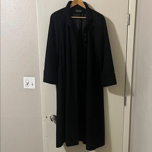 Harvé Benard Coat